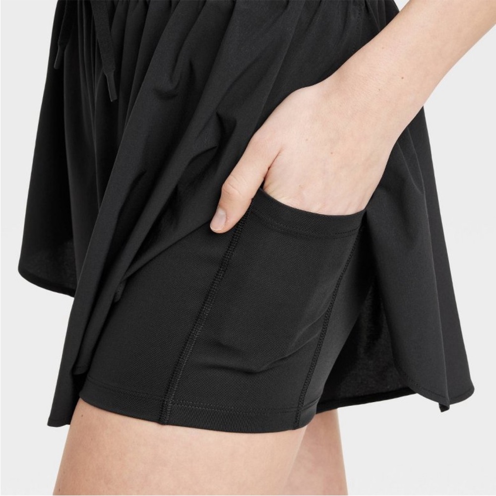 JoyLab Black High-Rise Flutter Shorts 3”